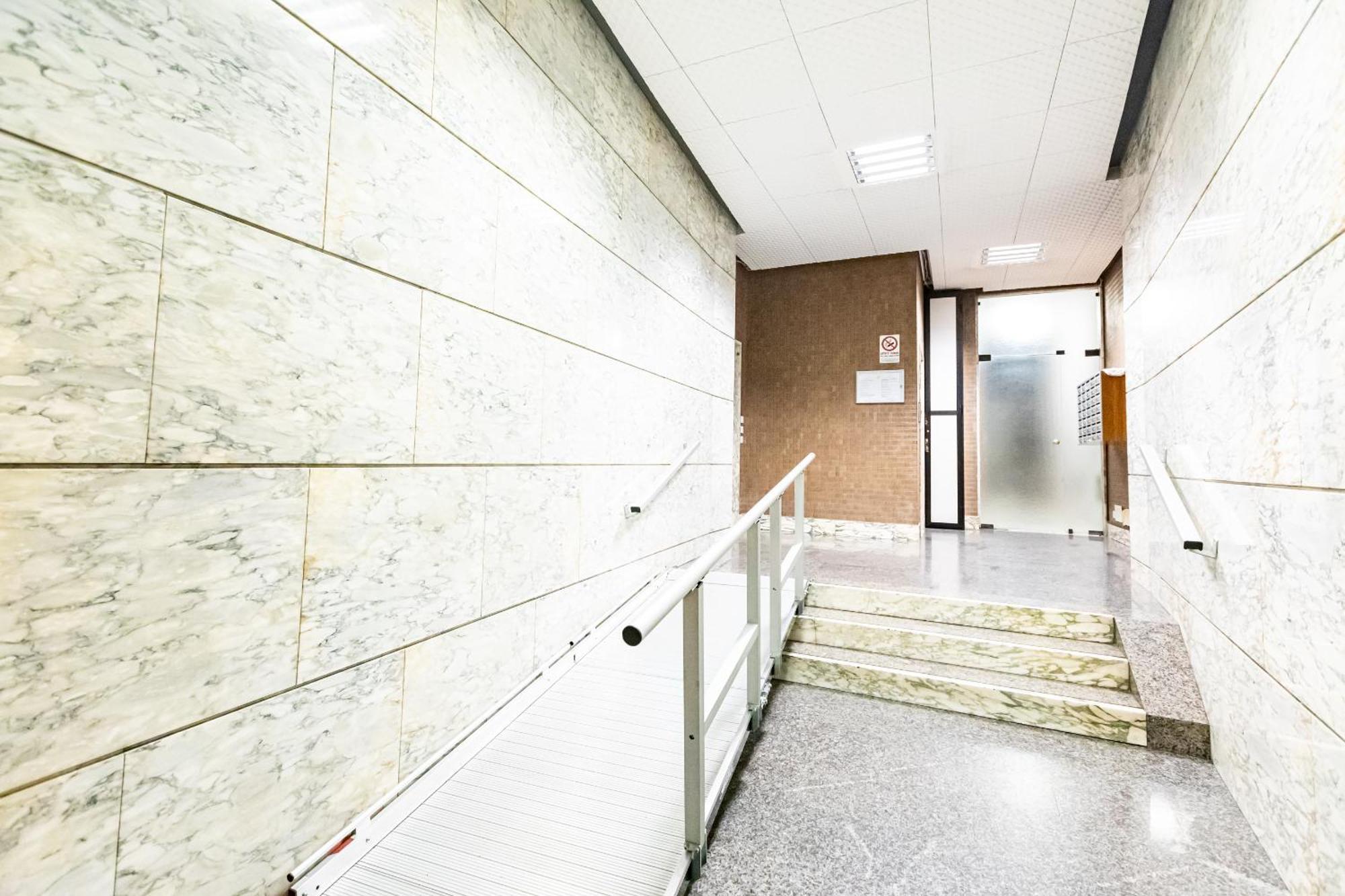 Piazza Gramsci Amazing With Balcony - Collection Appartamento Milano